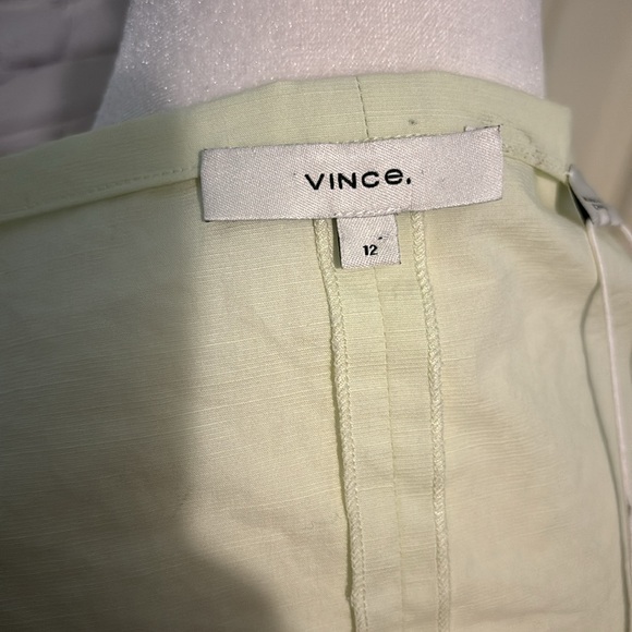 BNWT Vince puffed sleeve blouse - Picture 7 of 8